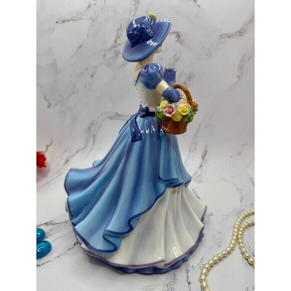 Royal Doulton Happy Birthday HN5428, 9" tall, Pretty Ladies, bone China - Picture 3 of 12